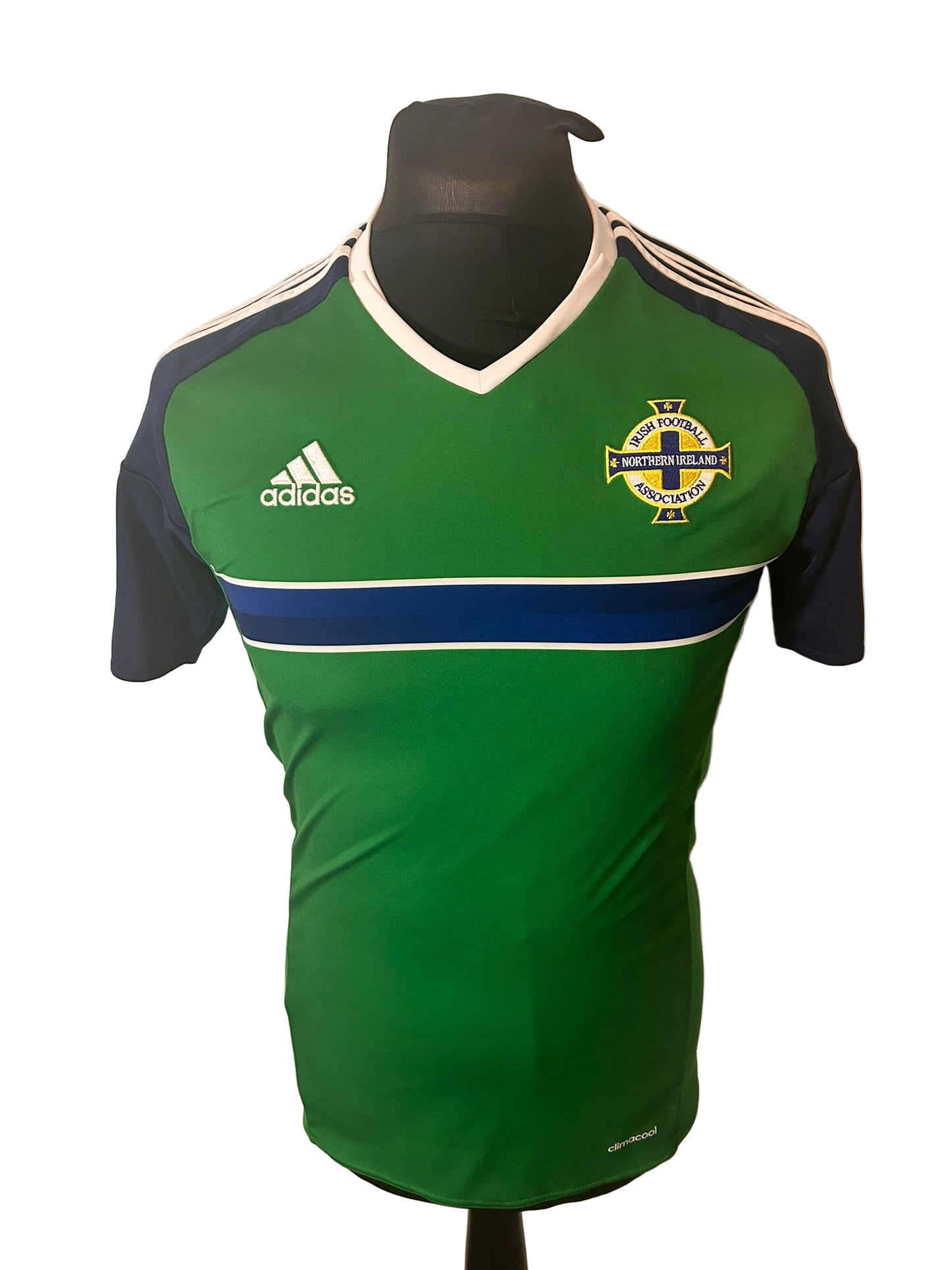 Northern Ireland 2016-17 home football shirt, Adidas, small, green, front