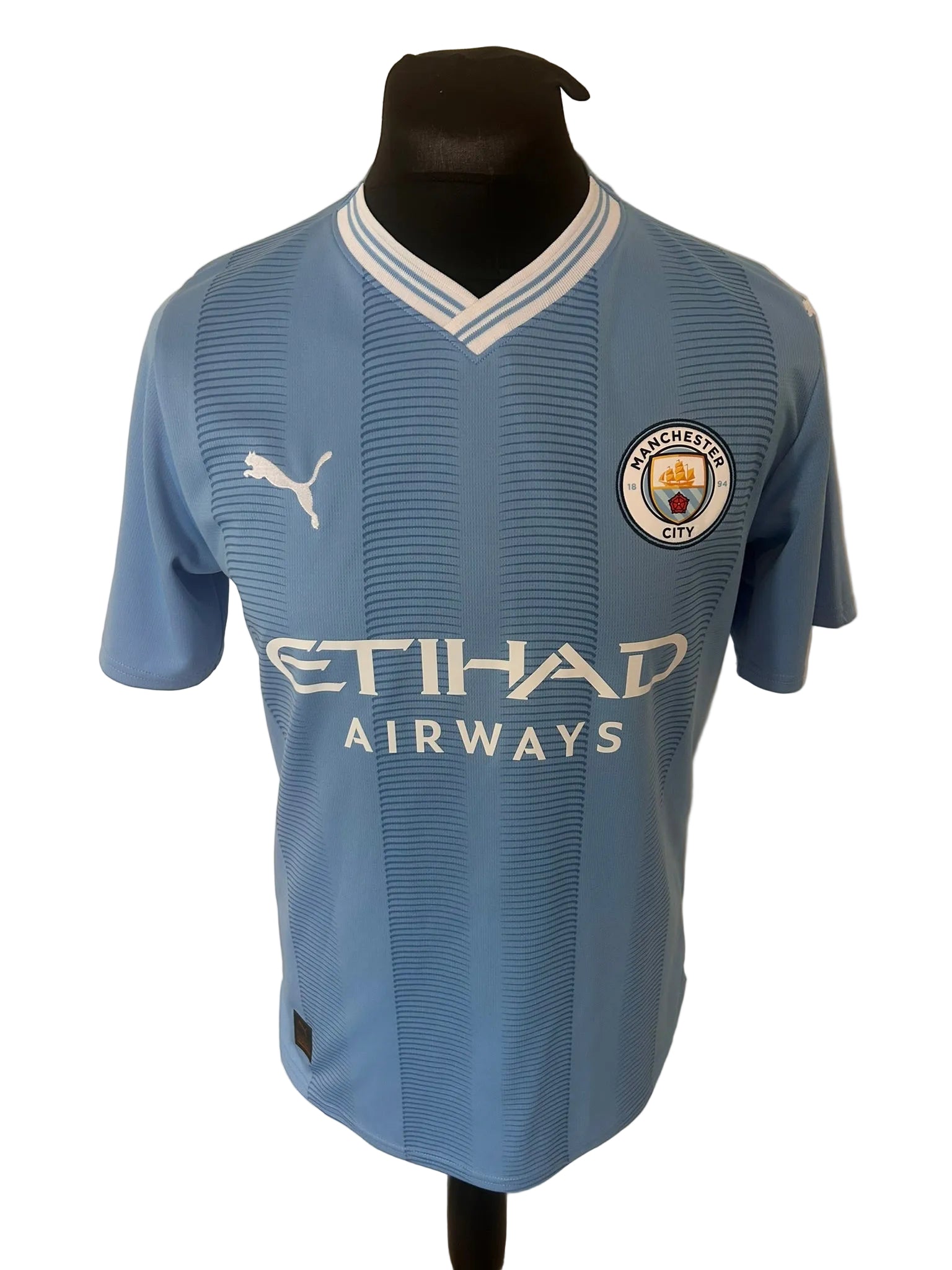 Manchester City 2023-24 home football shirt, blue, medium, Puma, Erling Haaland, front