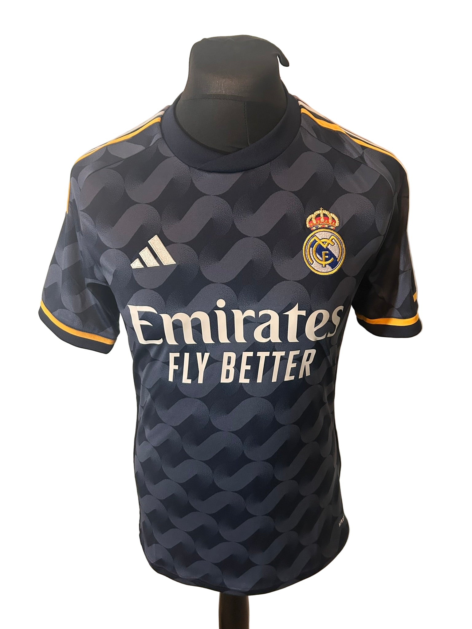 Real Madrid 2023-24 away football shirt, adidas, small, navy, Vinicius Jr, front