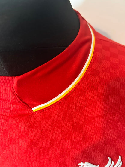 Liverpool Jordan Henderson 2015-16 Home Football Shirt Medium New Balance