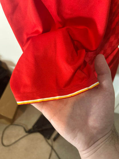 Liverpool Jordan Henderson 2015-16 Home Football Shirt Medium New Balance