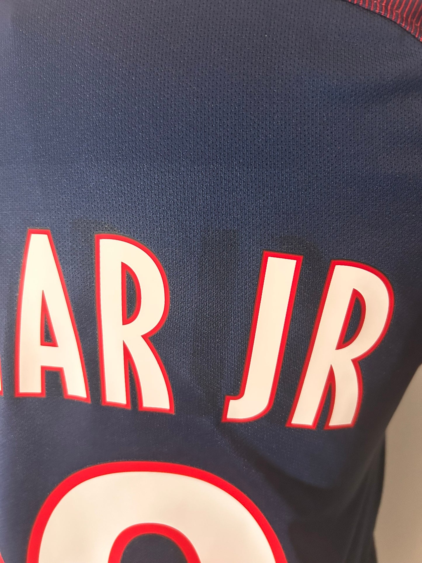 Paris Saint Germain PSG Neymar 2017-18 Home Football Shirt Small Nike