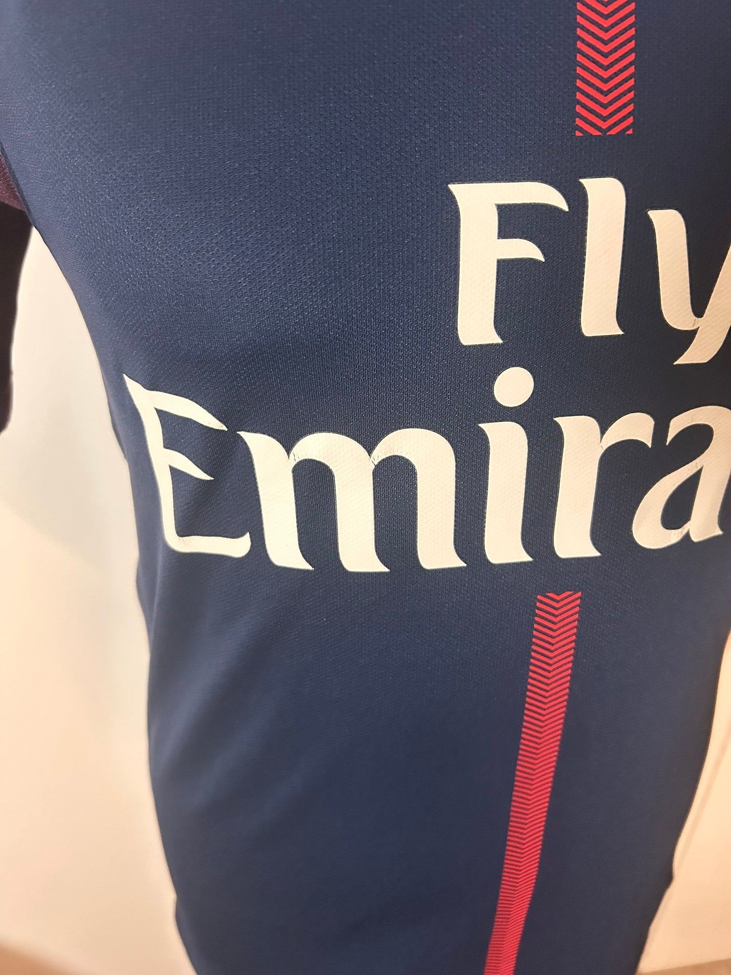 Paris Saint Germain PSG Neymar 2017-18 Home Football Shirt Small Nike
