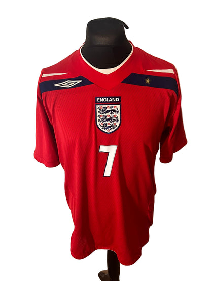 England 2008-10 away football shirt, umbro, large, red, David Beckham, front