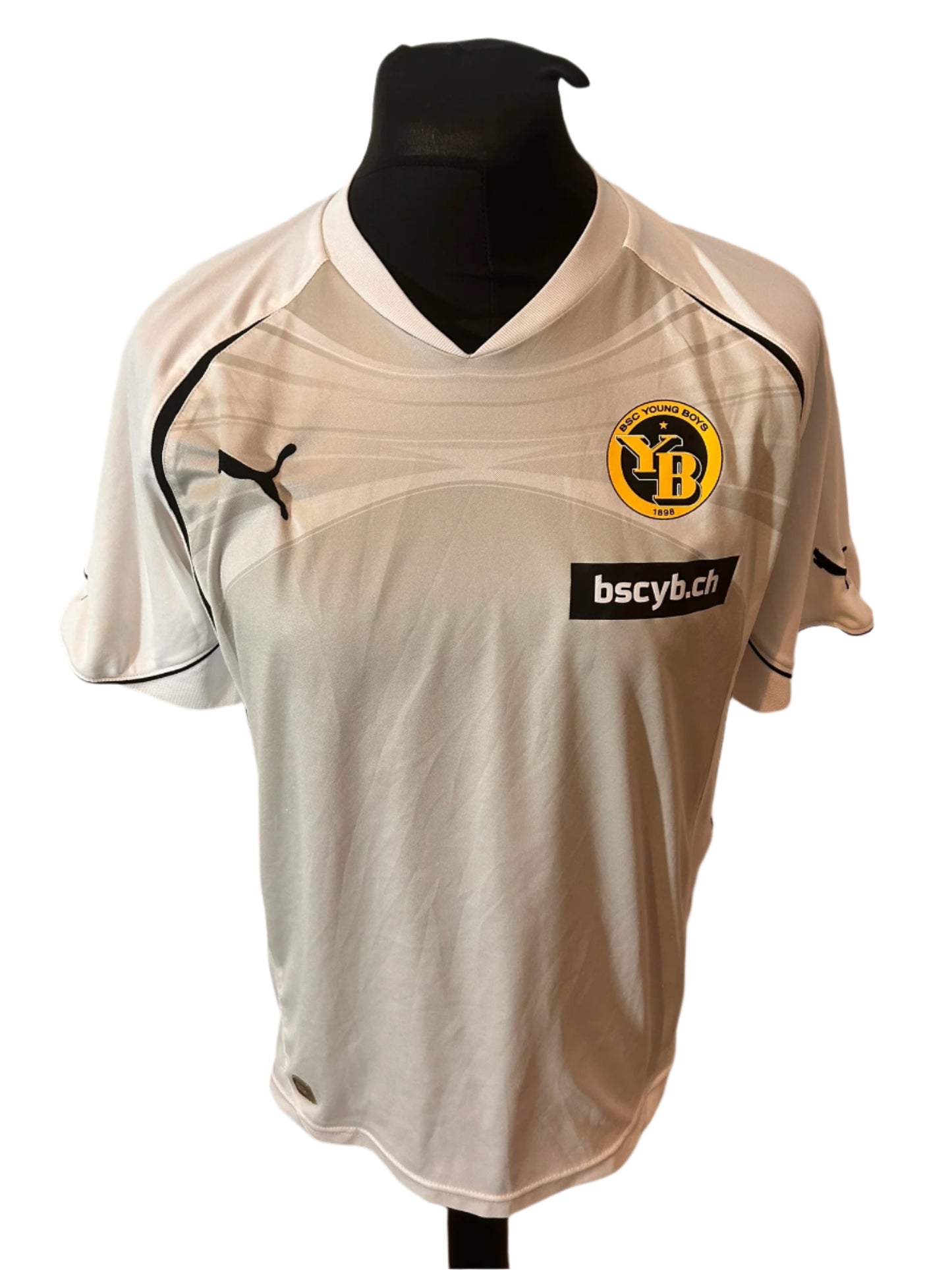 Young Boys Football Training Shirt Large Puma