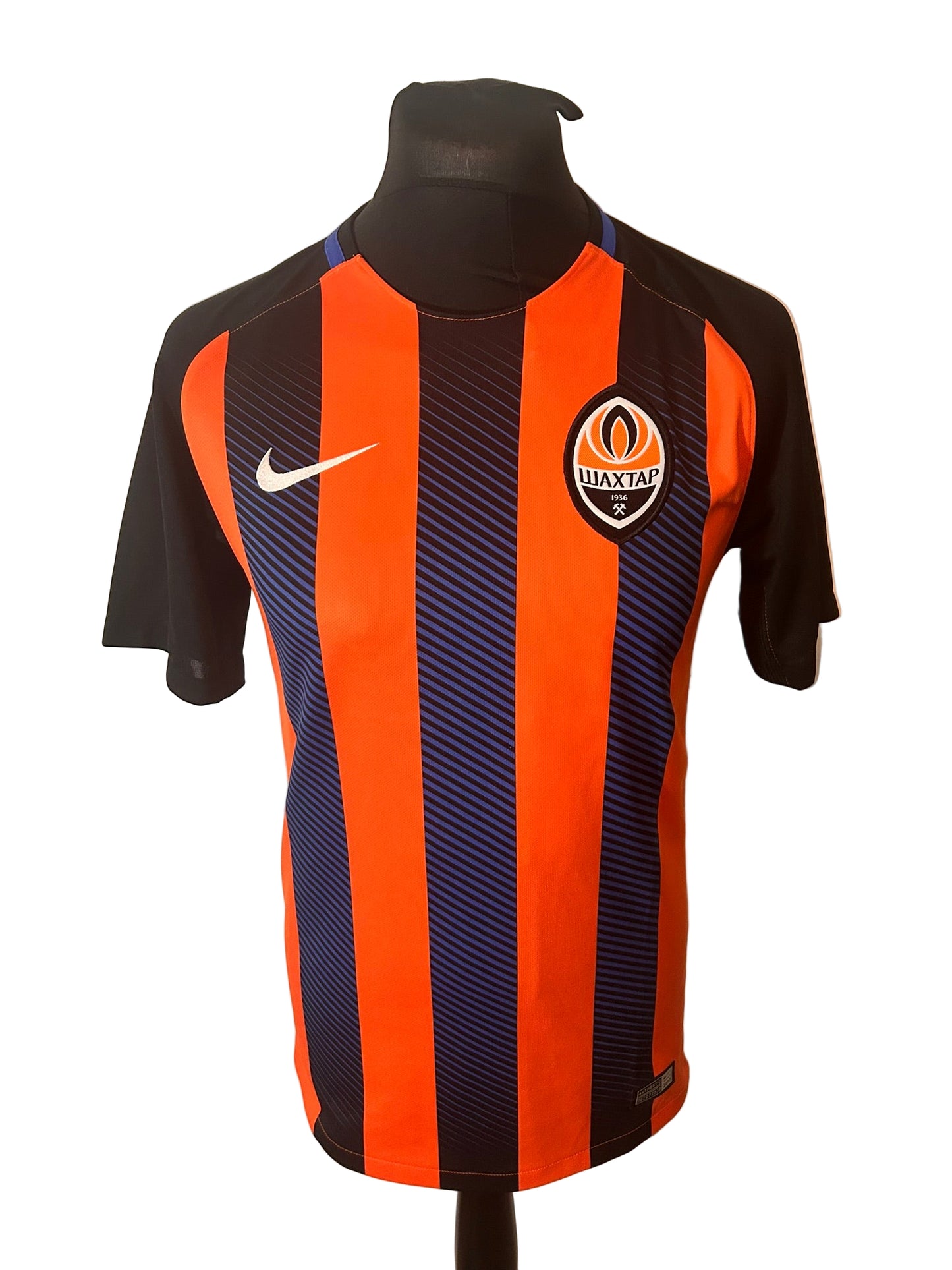 Shakhtar Donestsk 2017-18 home football shirt, Nike, small, orange and black, front