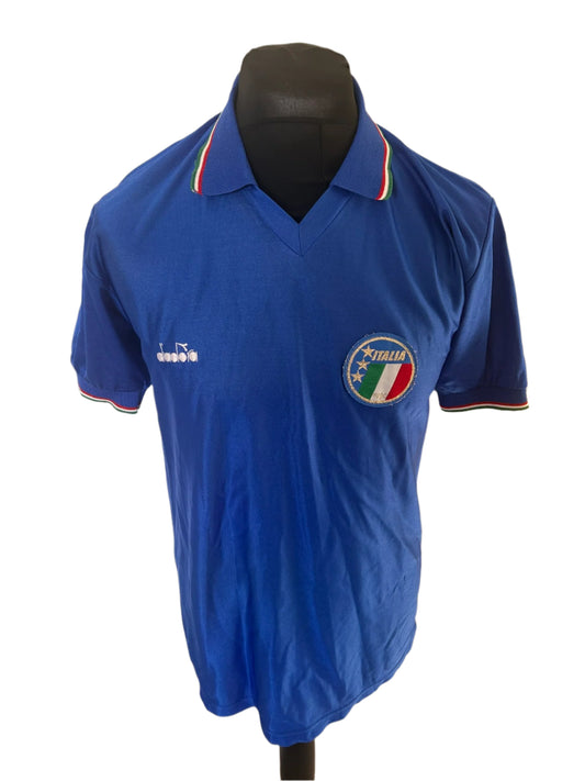 Italy 1986-91 Home Football Shirt Medium Diadora