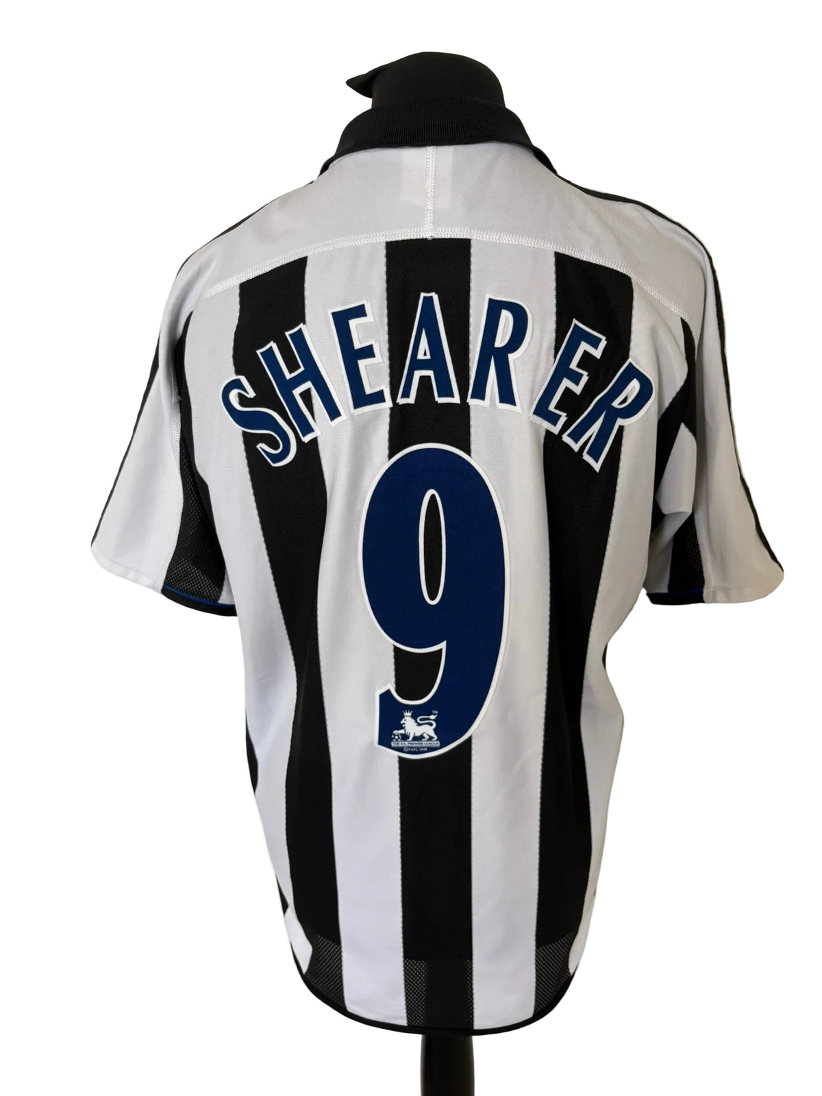 Newcastle 2003-05 home football shirt, black and white, medium, Adidas, Alan Shearer, back