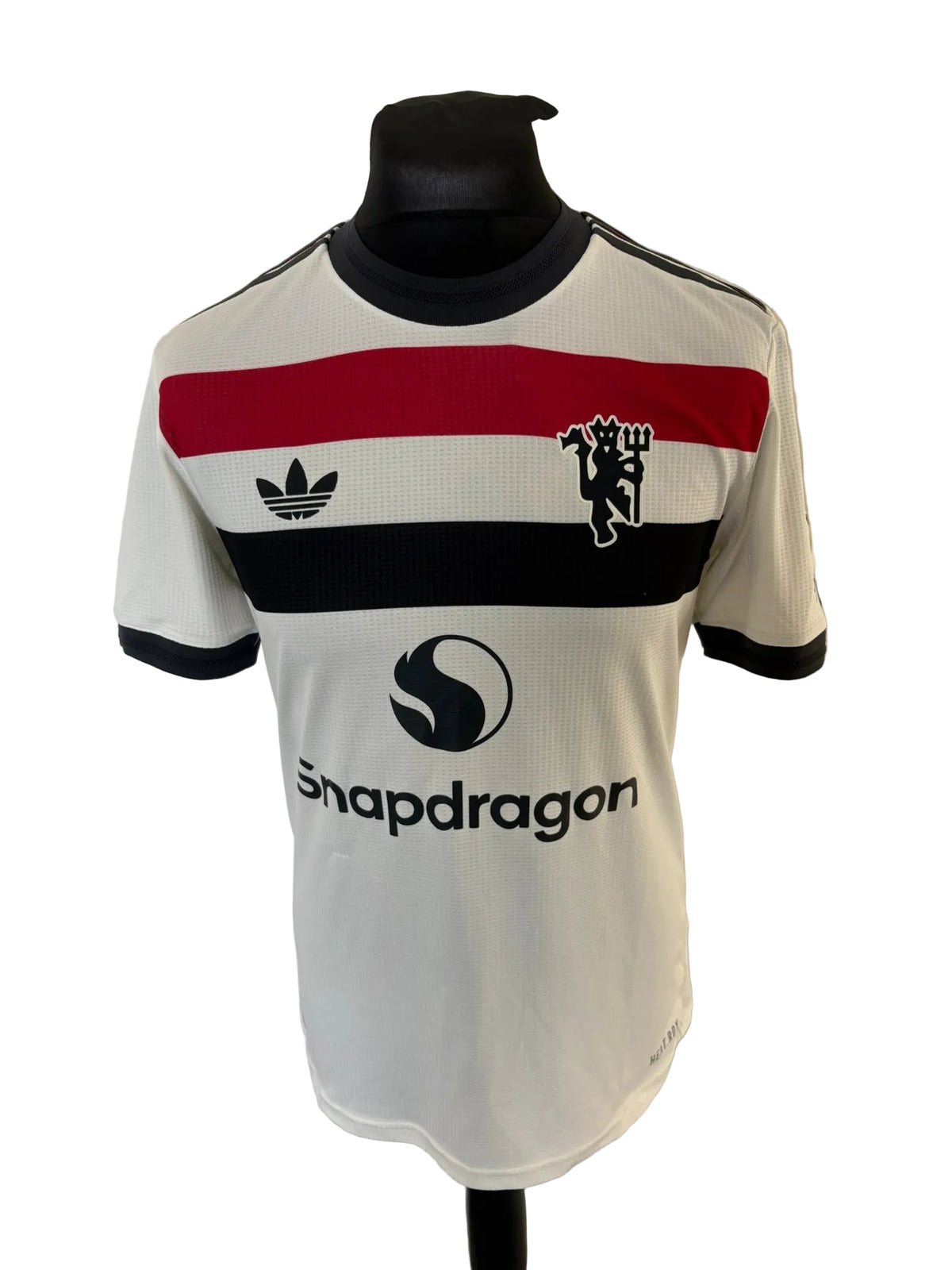 Manchester United 2024-25 third football shirt, white, medium, Adidas, Bruno Fernandes, front