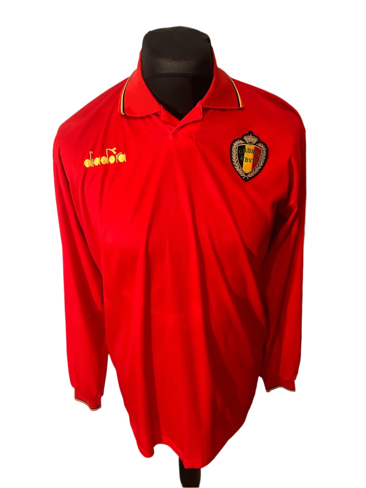 Belgium 1992-94 Home Football Shirt Large LONG SLEEVES Diadora